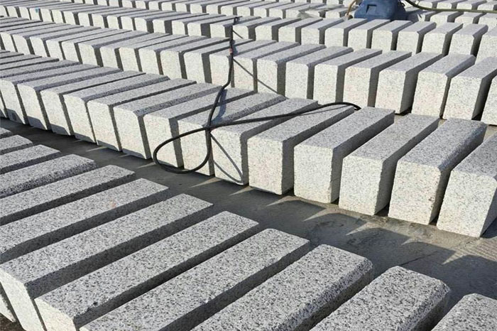 花岗岩石材风化磨损后如何养护呢?