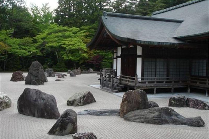 园林造景常见石材有哪些?
??
?????