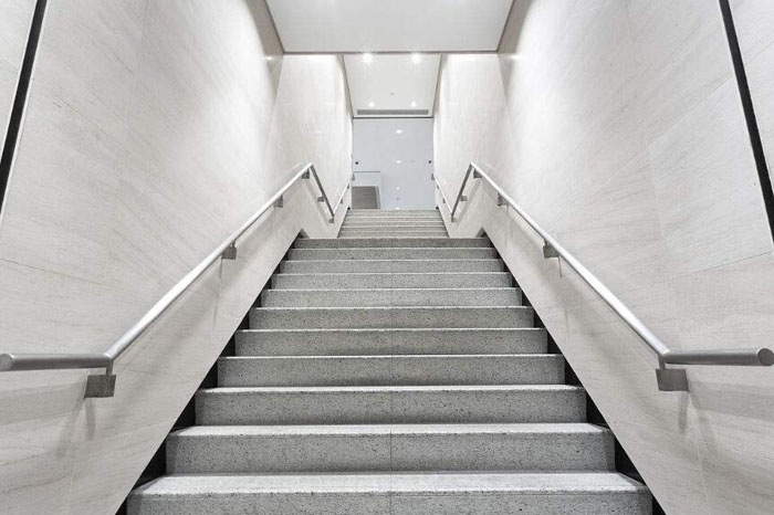 为何选择天然大理石楼梯踏步呢?