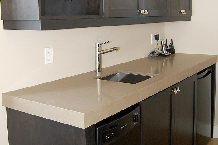 石英石质量好坏如何快速辨别呢?????