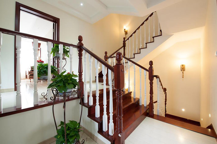 别墅楼梯石材楼梯尺寸、宽度、坡度如何计算?