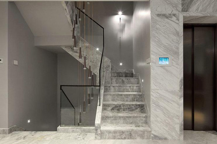 ����ʯ¥��̤����ͷ�������?