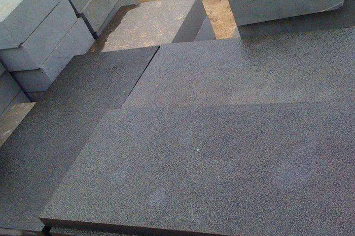 人造石跟天然石材有何不同呢?